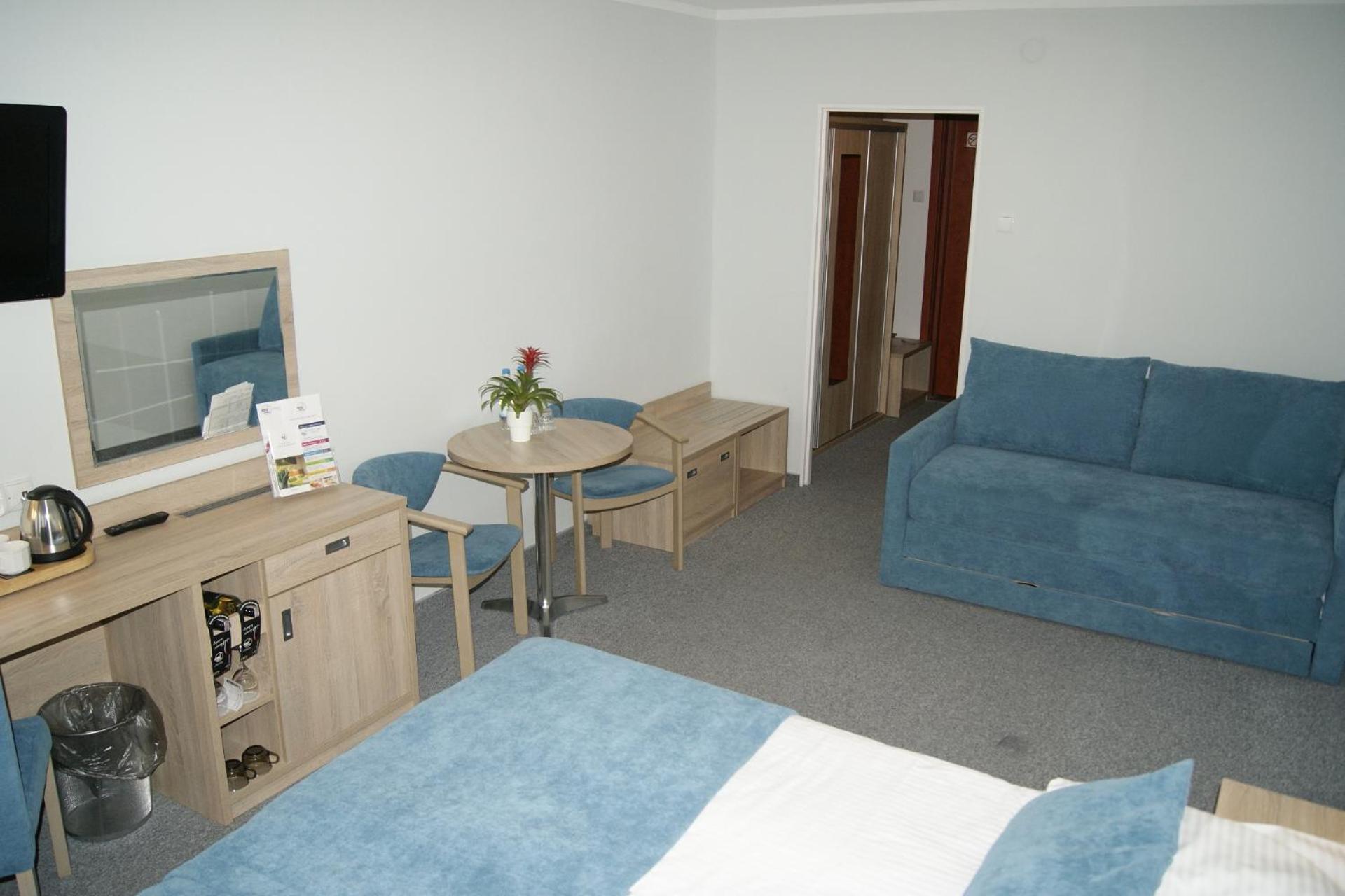 ***nat Hotel 3*